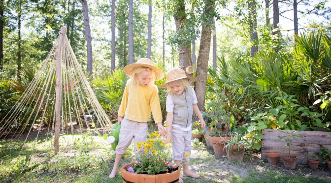Gardening with Kids: 5 Benefits
